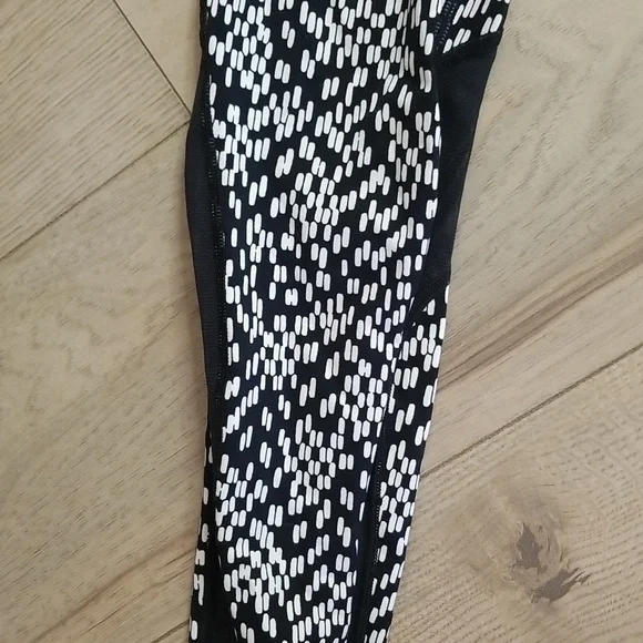 NIKE Dri Fit Activewear Leggings Sz Large - Picture 3 of 8